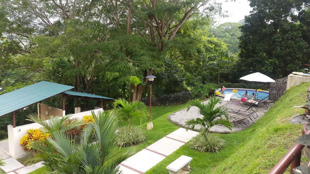 Villa Privada Con Jacuzzi Herradura Jaco Playa Herradura  Eksteriør billede