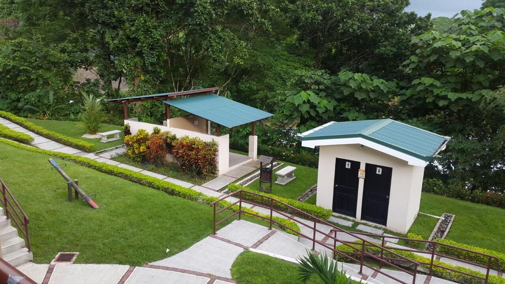 Villa Privada Con Jacuzzi Herradura Jaco Playa Herradura  Eksteriør billede